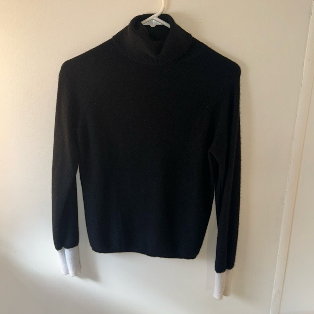 Small turtleneck